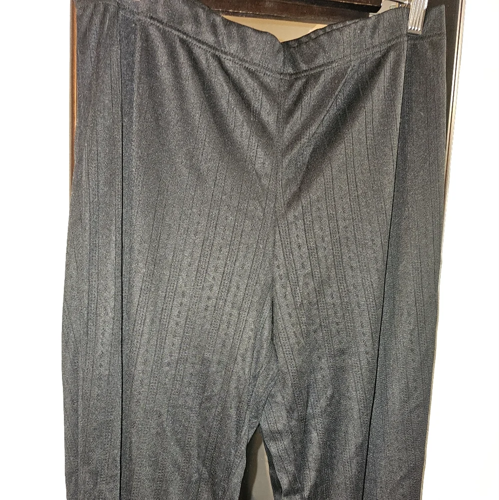PJ Set - Picture 5 of 10
